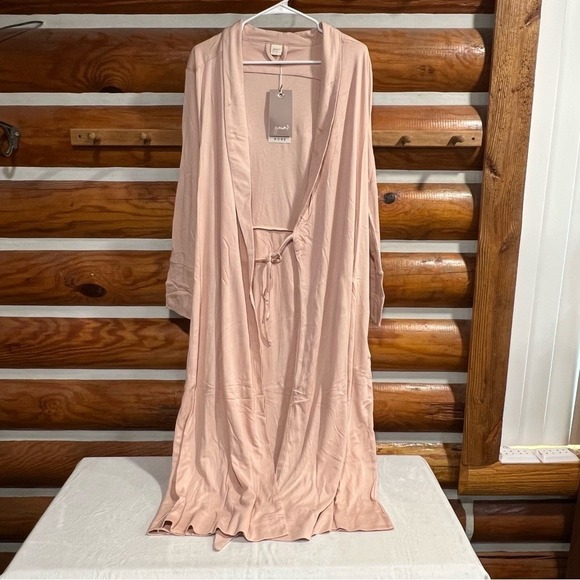 Goumi Rose Pink Robe - Picture 4 of 9
